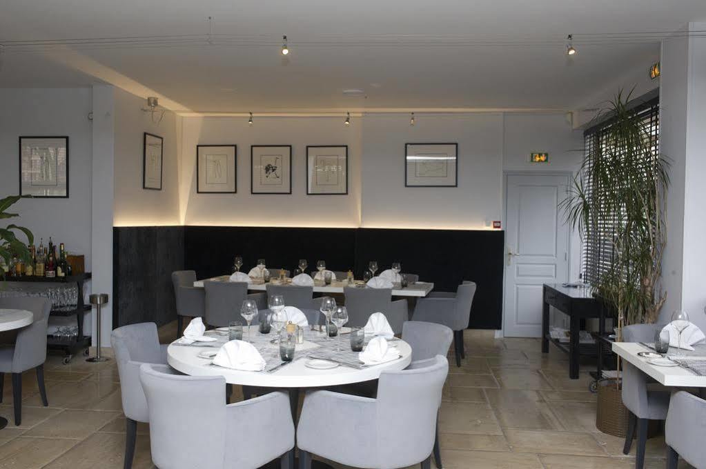 Hotel Restaurant Des Remparts Шомон Экстерьер фото